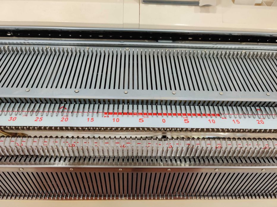 Вязальная машина Brother kh860/kr830 производство Япония