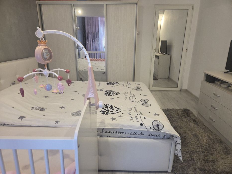 Proprietar, vând Apartament 2 Camere DECOMANDAT + LOC PARCARE – Complet Mobilat și Utilat – Găvana 2
