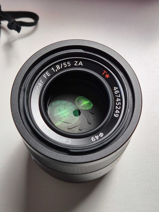 Sony FE 55mm f/1.8 Sonnar T* ZA