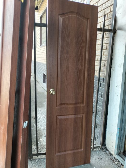 Продам двери  межкомнатные