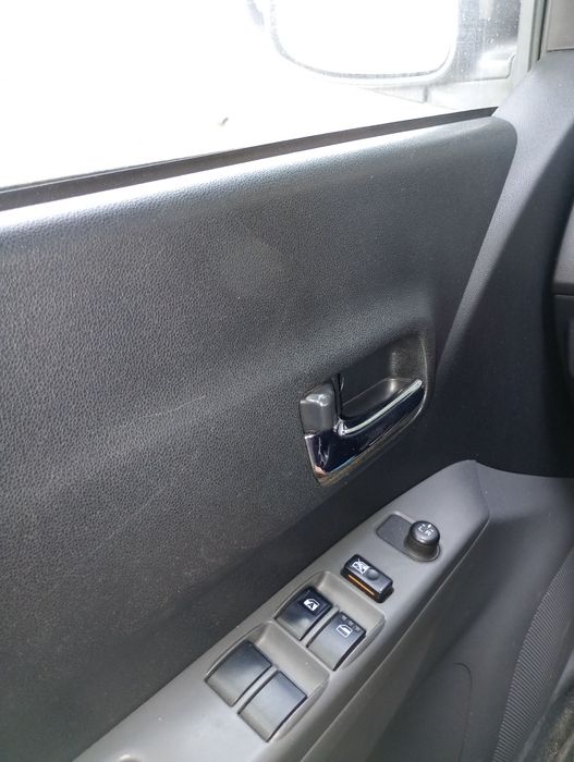 Продавам Дайхатсу Куоре 2008