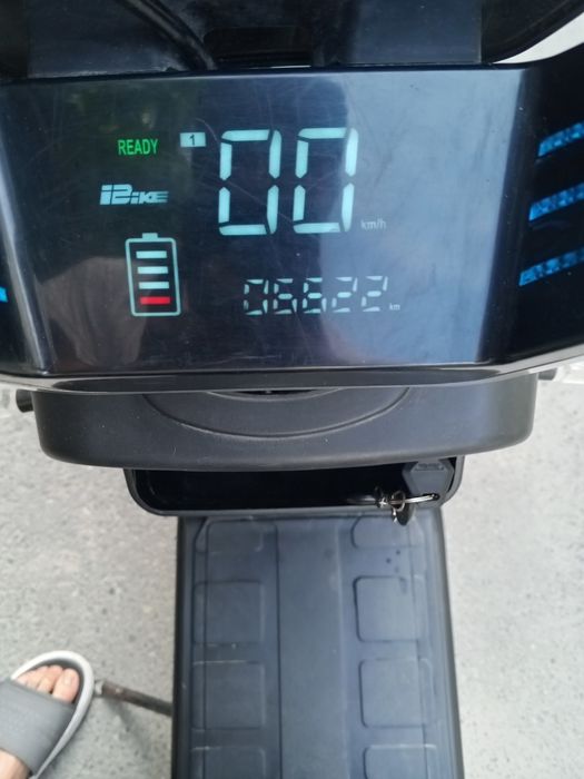 Skuter sotiladi  holati zur kelishamiz