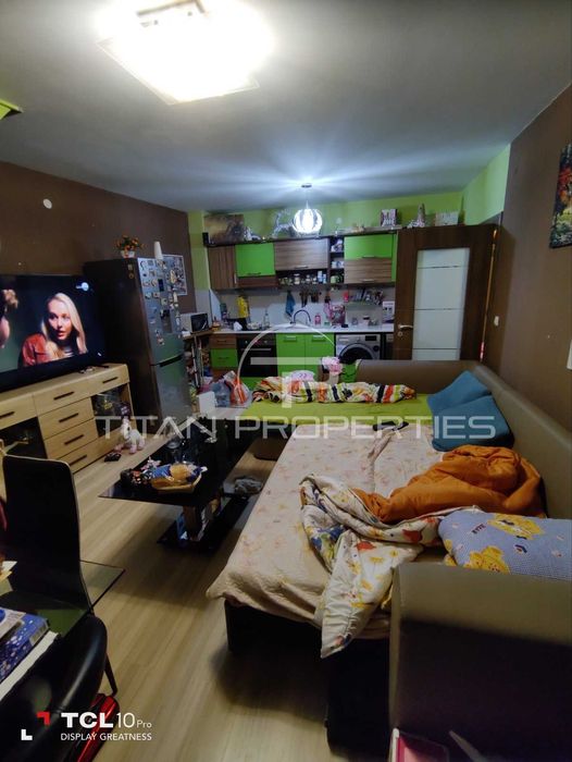 Двустаен апартамент Коматево