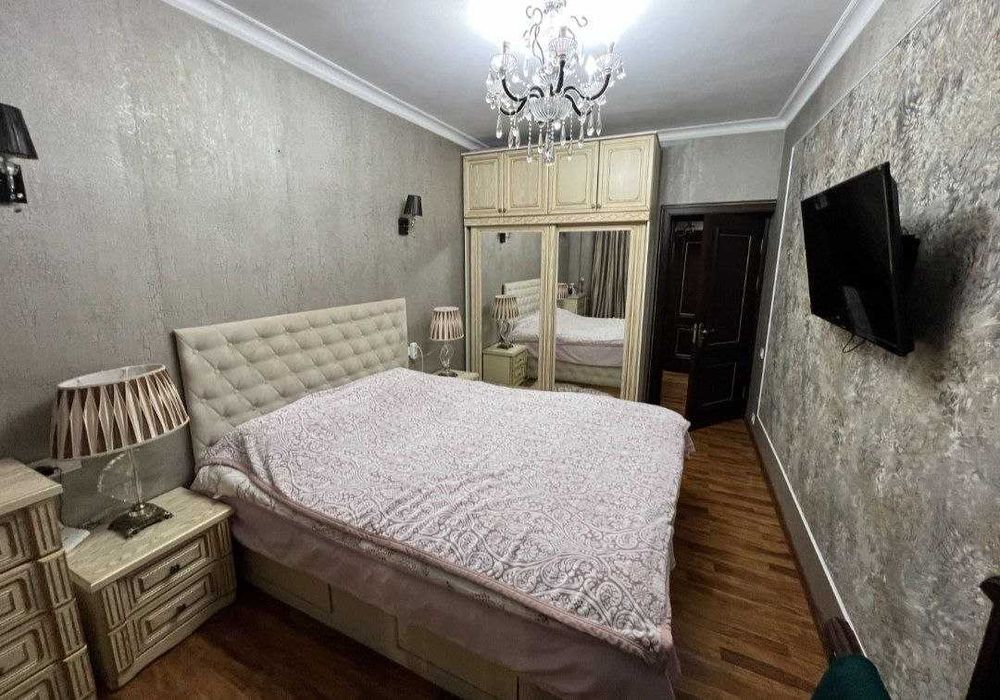 БИЙ / Дипломатия | 3-комн. 6 из 9 | 87 м2 [M:0129]