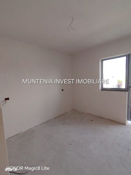 Casă de vânzare P+1, teren 308 mp ,zona Smeura