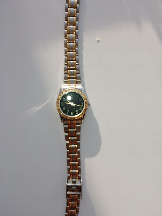 Продам наручные часы