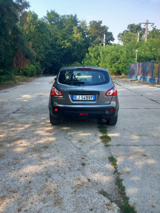 Vând Nissan Qashqai / 1.5DCI ,euro 5 / 6+1 trepte / an 2012
