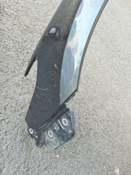Vand aripa stanga fata vw passat cc 2009