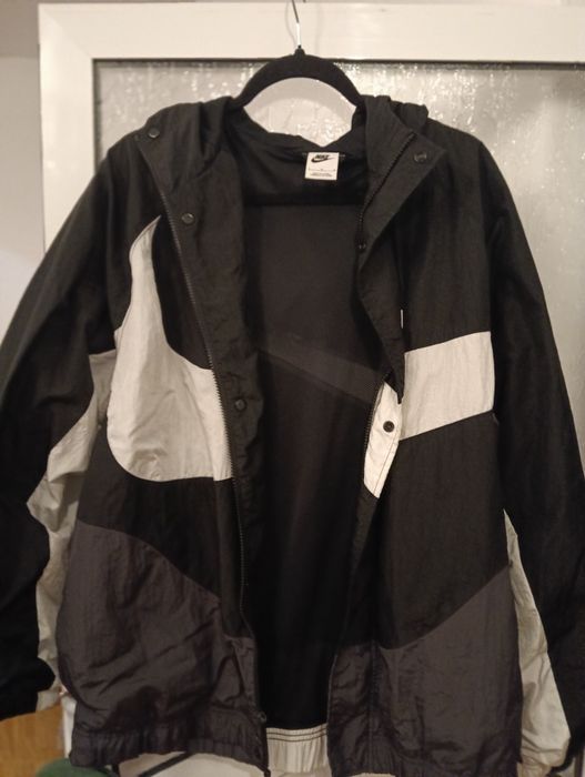 Geacă Nike Swoosh L
