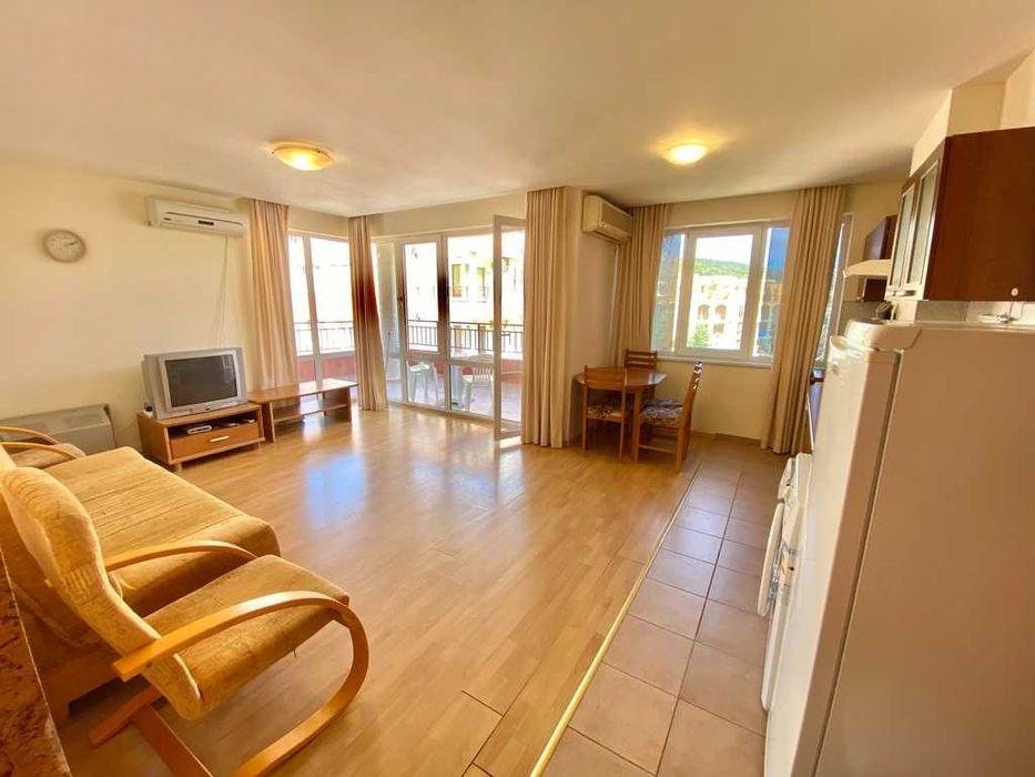 Продава се Двустаен апартамент в к.к. Елените - 82 кв.м за 560 €/кв.м - Снимка #3