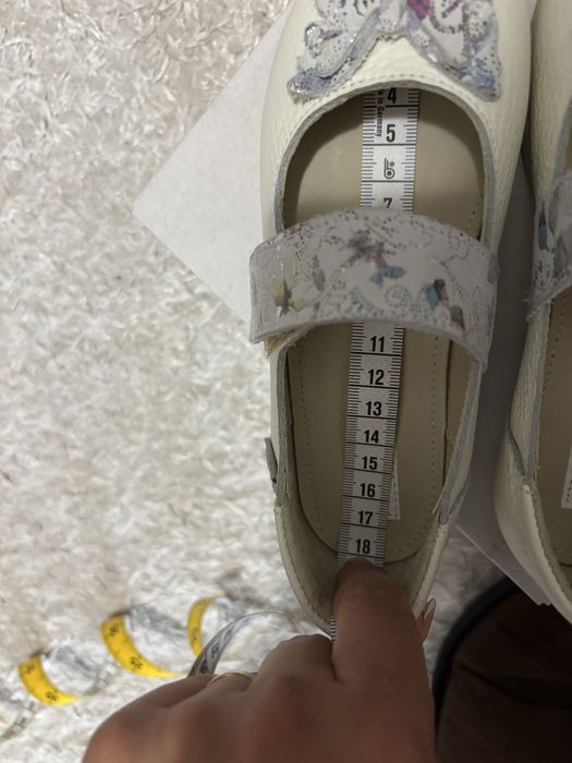 Belerini Ariana din piele marimea 28