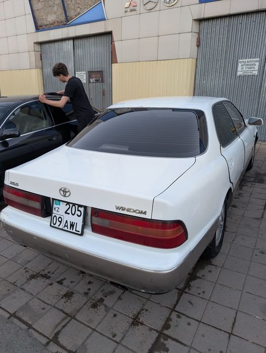 Продам Toyota windom cv10