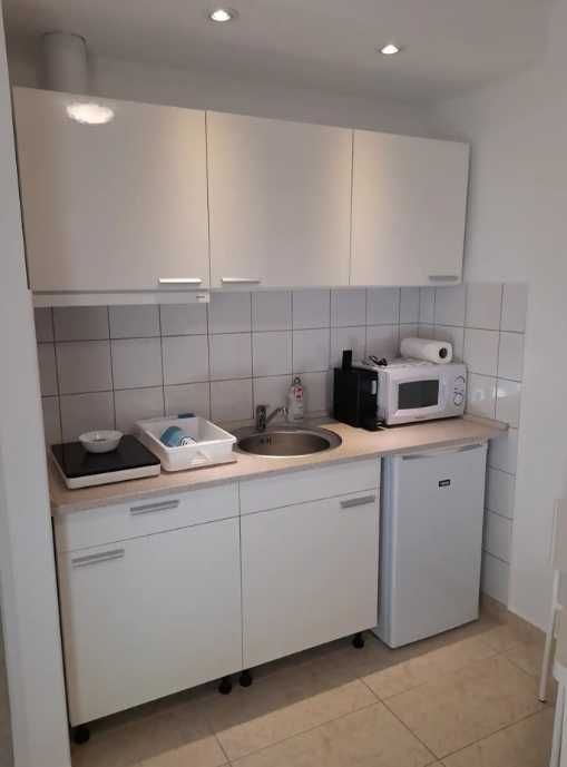 Дава се под наем Двустаен апартамент в Пловдив, Каменица 2 - 60 кв.м за 285.6 € - Снимка #1