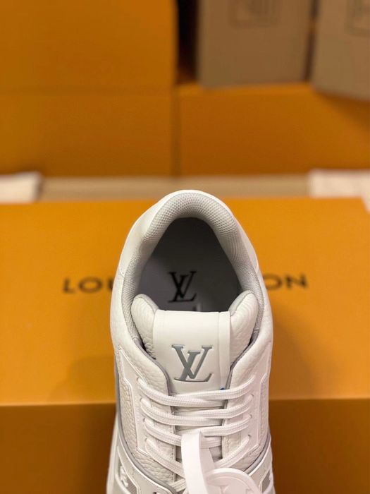 Louis Vuitton Trainers - 37  dama , pe stoc, produs premium!!