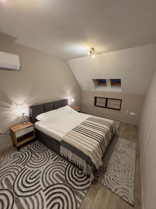 Дава се под наем Тристаен апартамент в Пловдив, Център - 90 кв.м за 797.64 € - Снимка #4