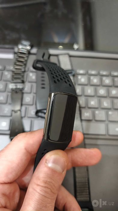 Fitbit Charge 6 - smart band