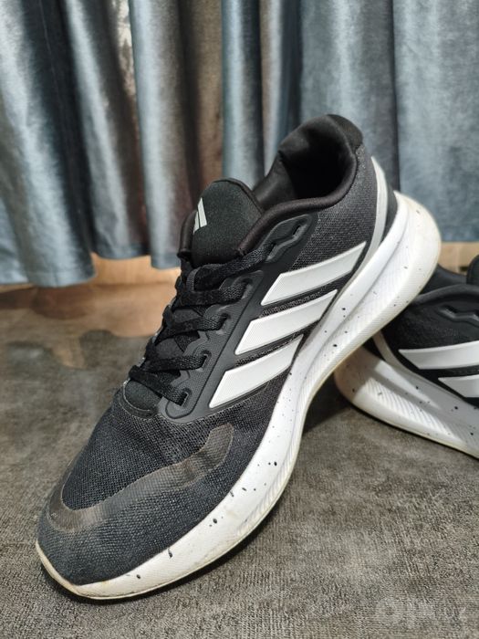 Оригинальные кроссовки Adidas Runfalcon