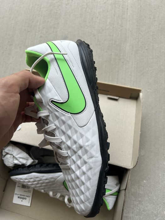 Маратонки Nike  tiempo 42.5