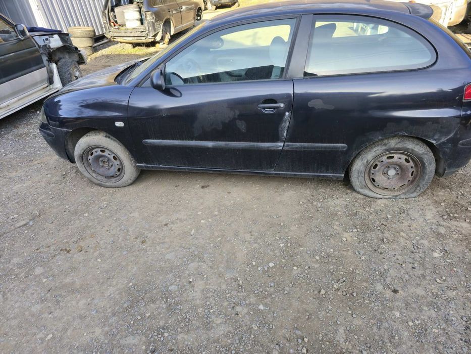 Сеат ибиза 1.4 75кс