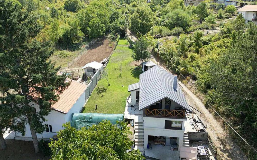 Продава се Къща в Търговище, Център - 80 кв.м за 1621 €/кв.м - Снимка #15