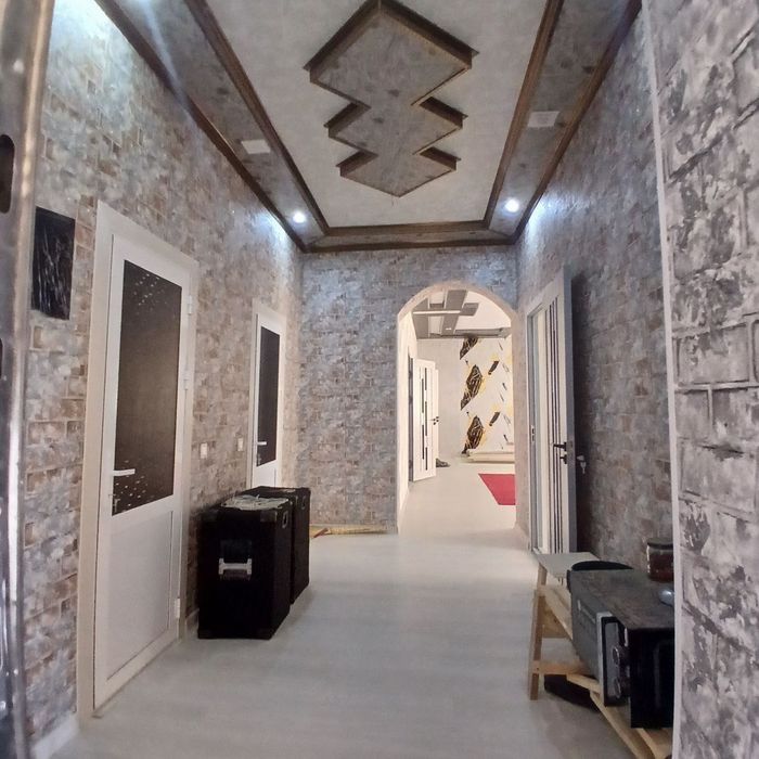 Nurobod Yangishloqdagi boĝcha yaqinidagi hovli sotiladi