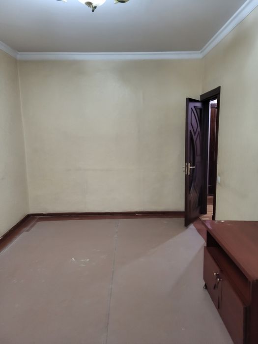 Аренда коракамиш 2/4 1.хонали оилага берилади расмдаги уй пустой