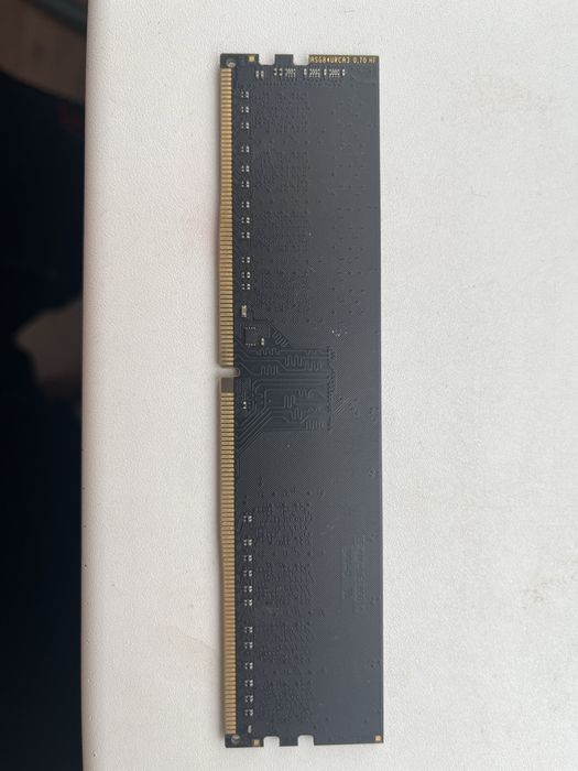 Оперативка на 16гб.2400