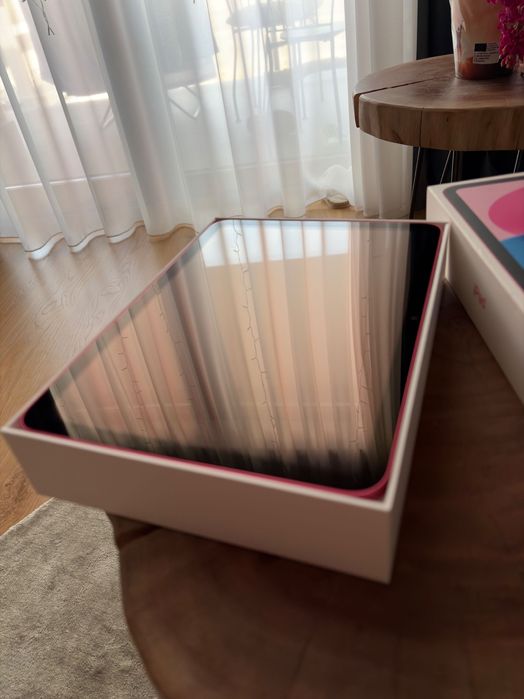 iPad 10 Gen 2022 64GB PINK + Apple Pencil + Husă Targus - IMPECABIL