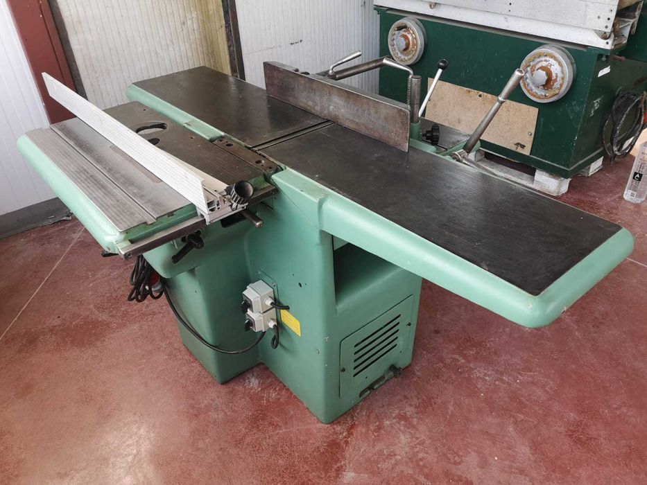 MUT/Combinată tamplarie