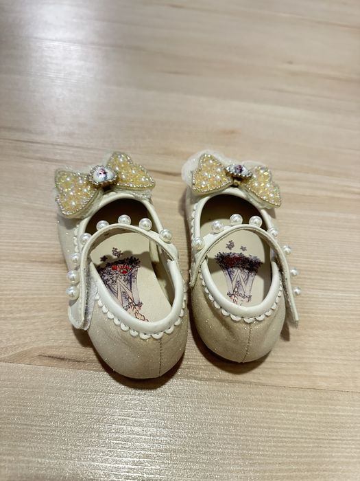 Туфли для девочек Эльза блестящие