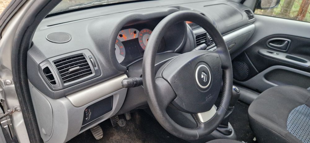 Renault 2009 simbol 1.5 cdti 170180 km