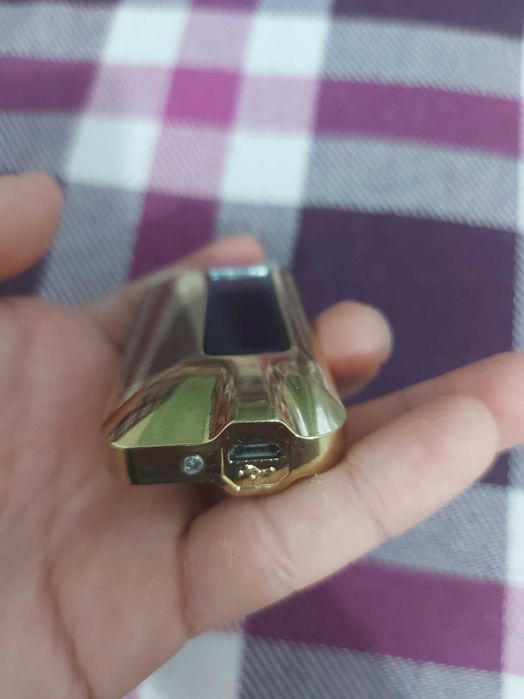 электронный зажигалка