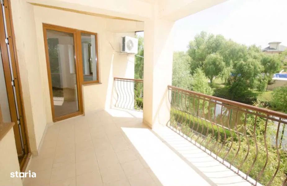 Pipera: Vila duplex cu 6 camere, ansamblu rezidential exclusivist