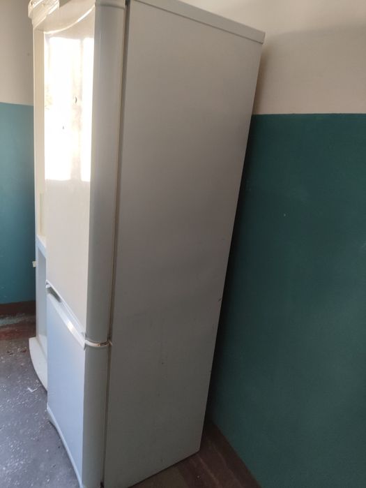 Продаю холодильник б/у