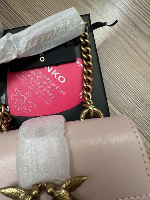 Оригинална чанта Pinko micro model в розов цвят