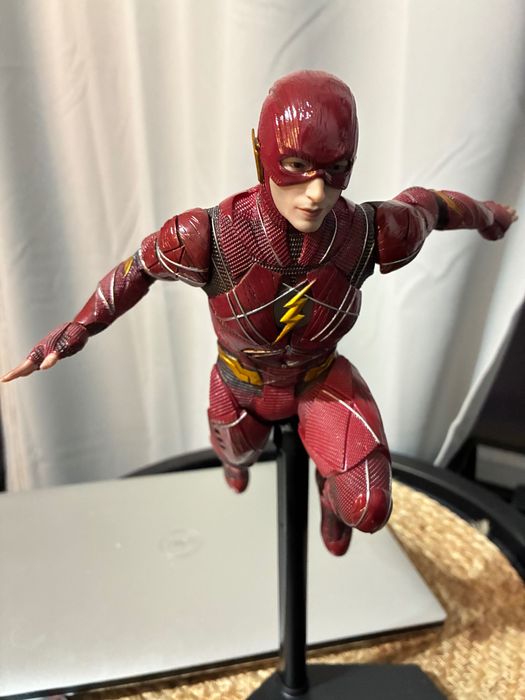 The Flash колекционерска фигура