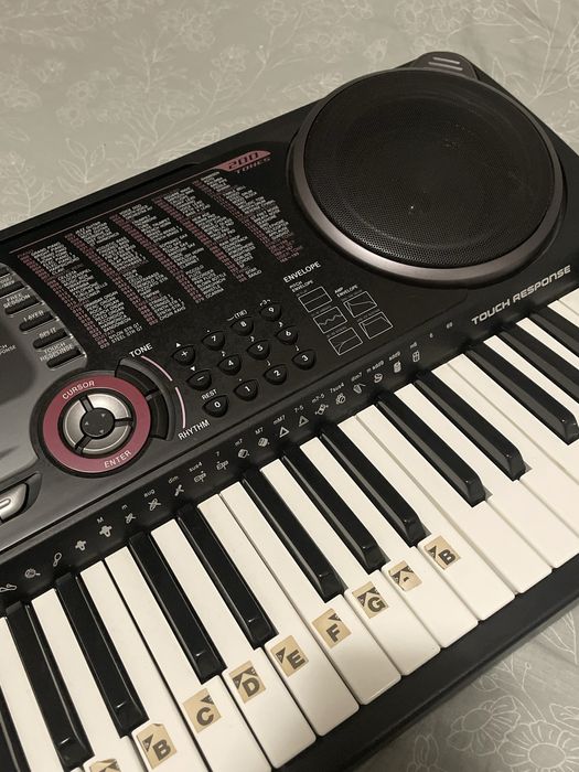 Casio CTK-631 синтезатор – 61 клавиша, MIDI, перфектно състояние