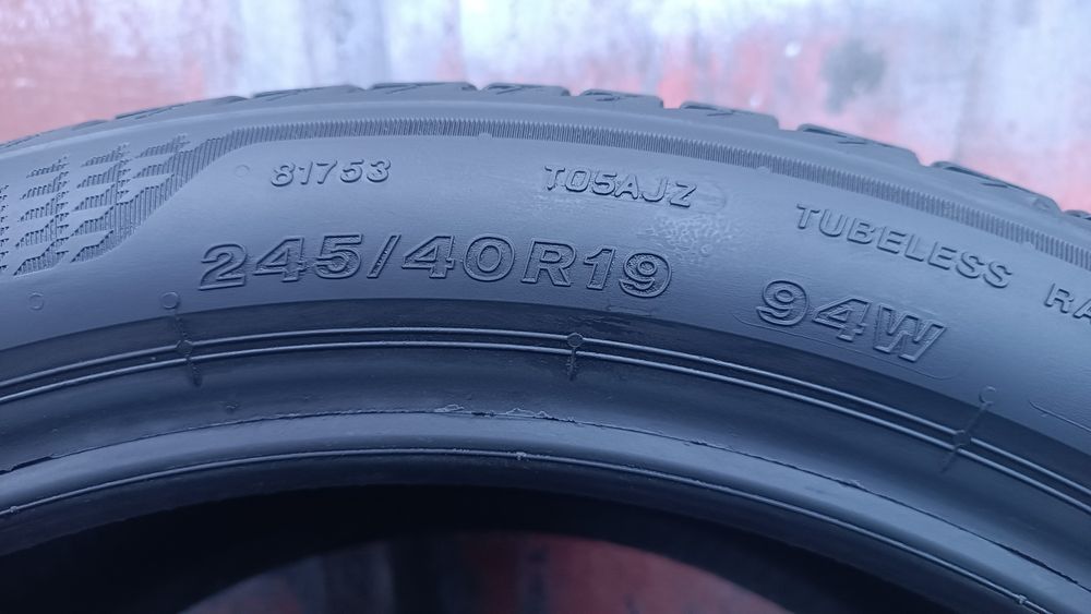 245/40/19 Bridgestone
