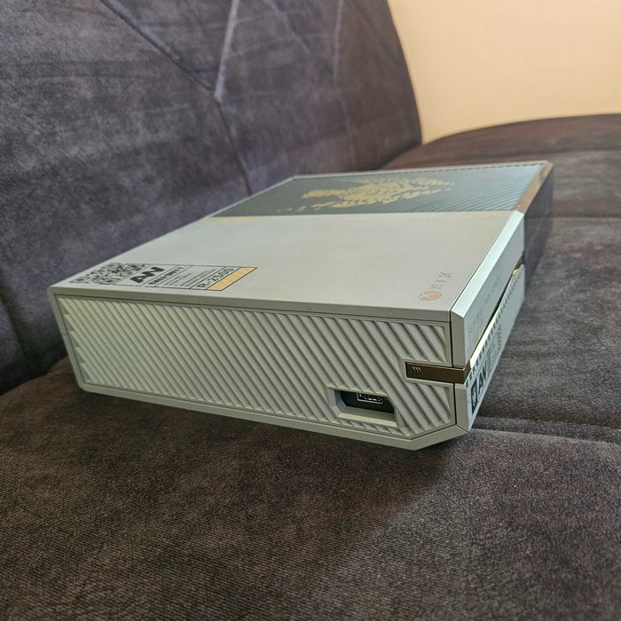 XBOX ONE 1TB Call of Duty Advanced Warfare+ 4 игри PS5 PS4 PlayStation