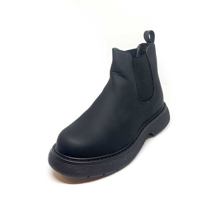 Дамски боти в черен или бял цвят - НИСКА ЦЕНА - ВИСОКО КАЧЕСТВО