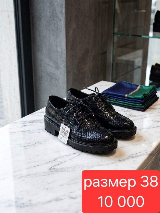 Продаю сандалии обувь