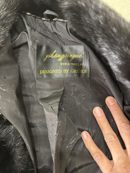 Шуба     женская.      кара сатылады