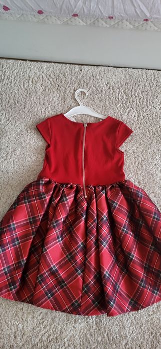 Прекрасни и стилни детски роклички HM.