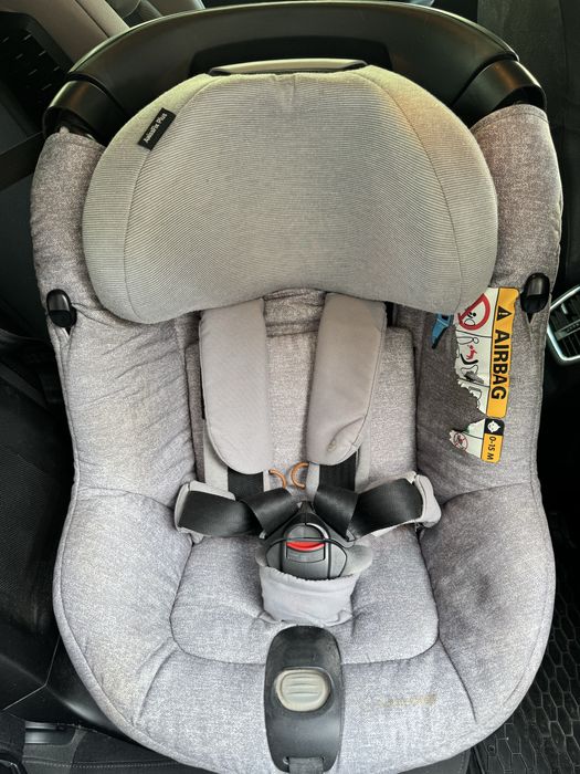 Столче за кола Maxi Cosi Axissifix