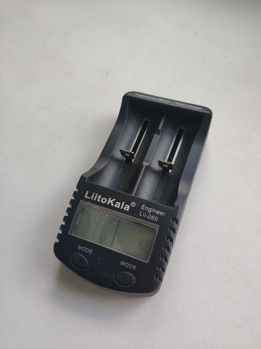 Зарядное  Liitokala Lii-260 pro
