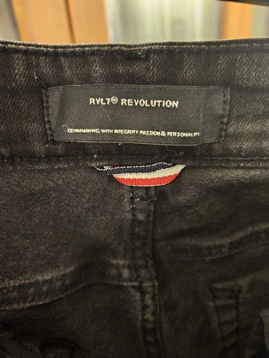 Blugi barbati Revolution