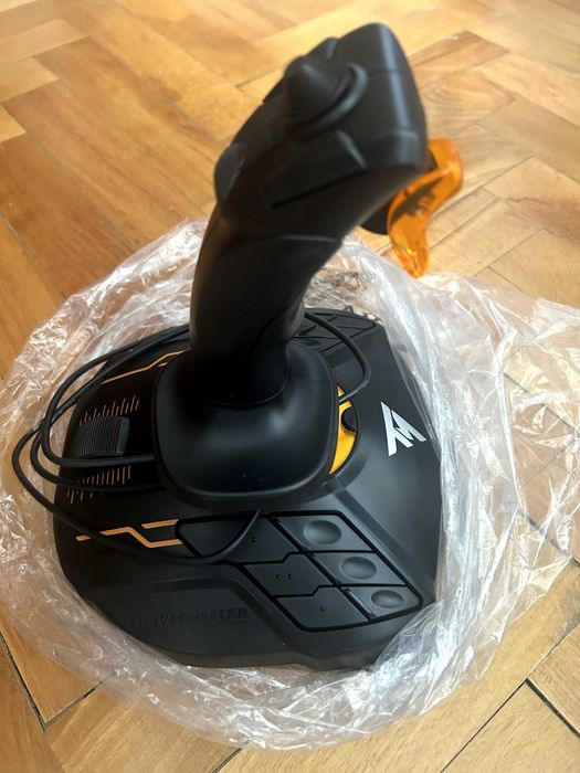 Joystick Thrustmaster T16000M