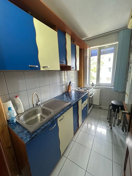Apartament 3 camere etaj 2 sud