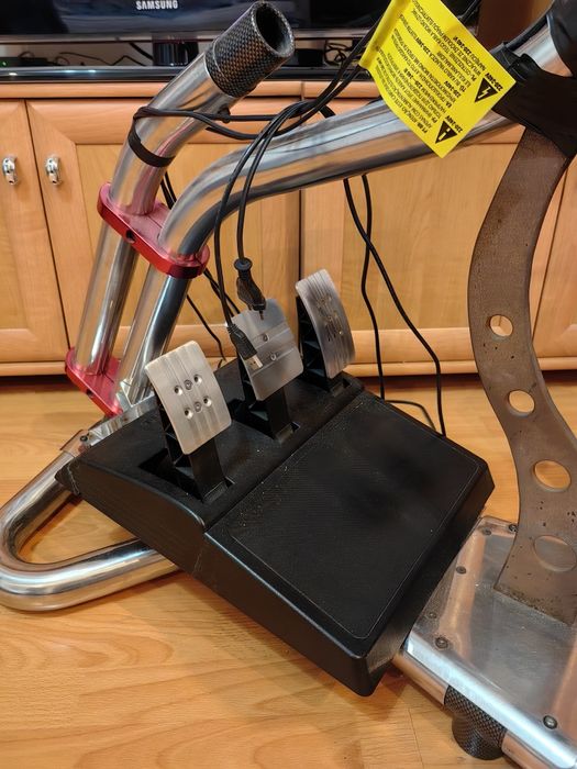 Продаётся автосимулятор VISIONRACER