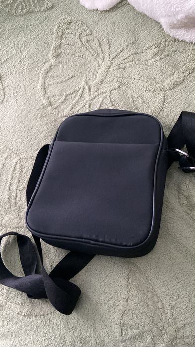 барсетка лакосте